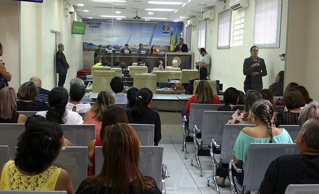 Enquanto Rio Branco se acaba em buracos, vereadores discutem Israel e Oriente Médio