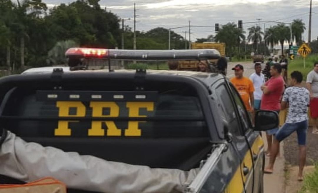 Após quatro dias, BR-364 é liberada para tráfego por manifestantes do distrito de Extrema