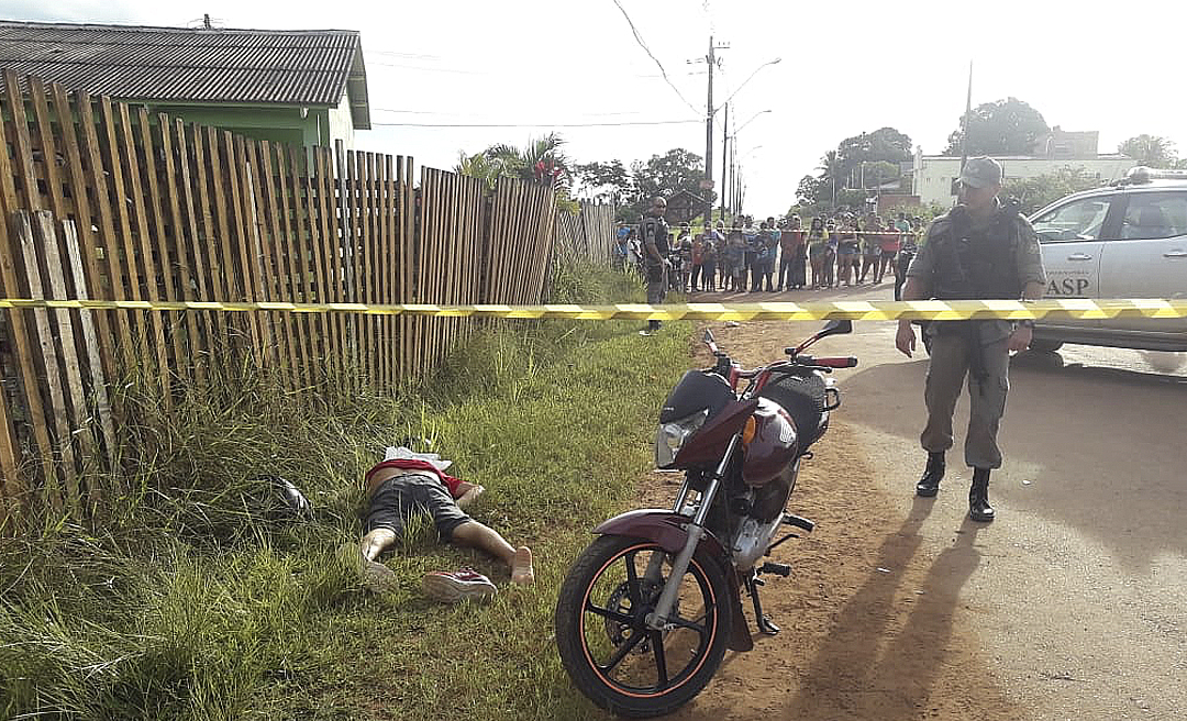 Sem piedade, homem é morto com seis tiros em frente a Paróquia São Paulo 