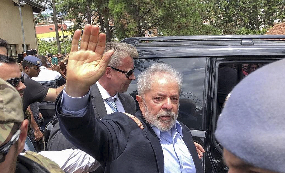 Em decisão unânime, 5ª Turma do STJ mantém condenação de Lula e reduz pena para 8 anos e 10 meses