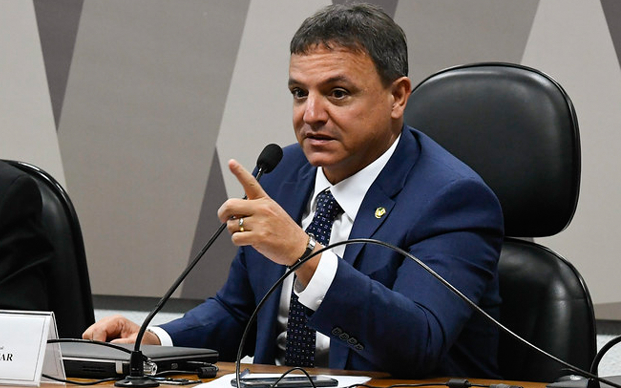 CCJ do Senado adia análise de parecer de Bittar sobre PL que tipifica o caixa dois