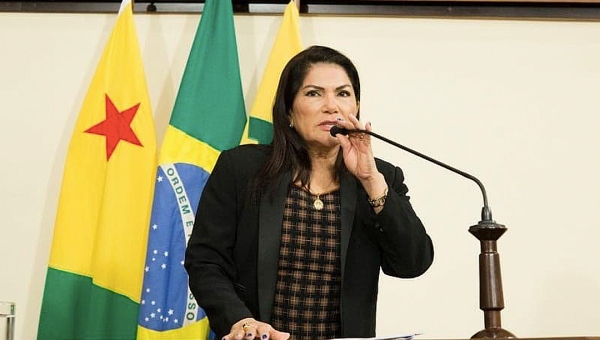 Antonia Sales saúda acreanos pelo Dia do Trabalhador e pede agilidade nas ações de Saúde ao governo