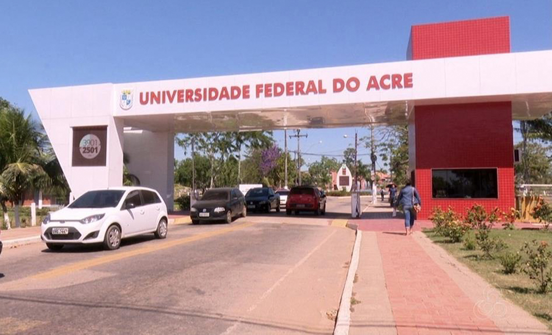 Advogado acreano entra na Justiça Federal para impedir que Bolsonaro reduza orçamentos da Ufac e do Ifac