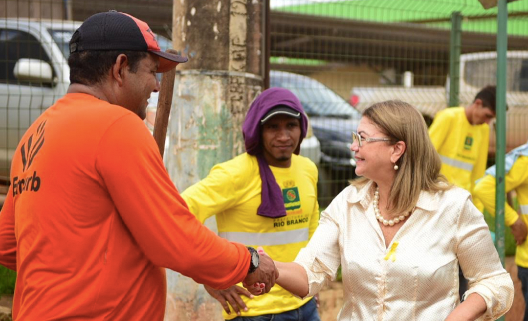 Prefeita em exercício de Rio Branco por um dia, Lene Petecão vistoria tapa-buraco e visita escolas