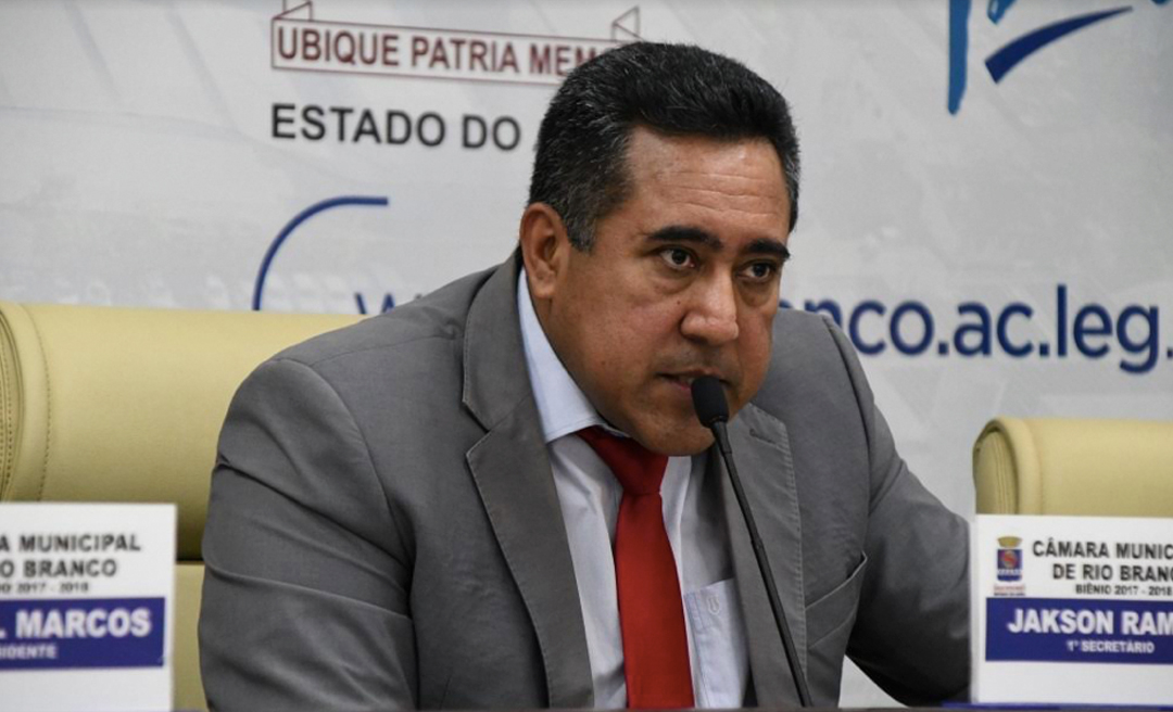 Jackson Ramos diz que asfaltamento em ruas já pavimentadas tem base em estudo da Emurb 