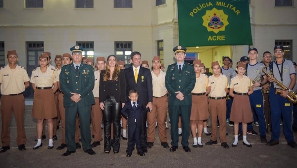 PM comemora 103 anos de fundação e Gladson anuncia revitalização do Quartel Geral