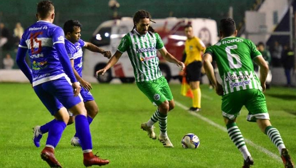 Atlético Acreano é goleado pelo Juventude e segue na lanterna na Série C