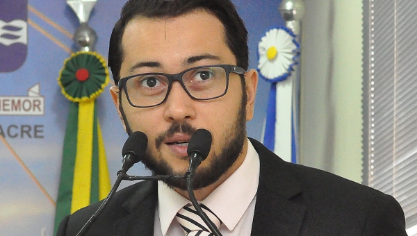 Prefeitura não cumpriu cronograma da Operação Verão 2019 nos primeiros 15 dias de serviço, afirma Jarude