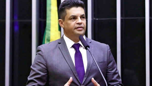 Manuel Marcos pede a Paulo Guedes agilidade junto ao INSS das análises de auxílios e aposentadoria 