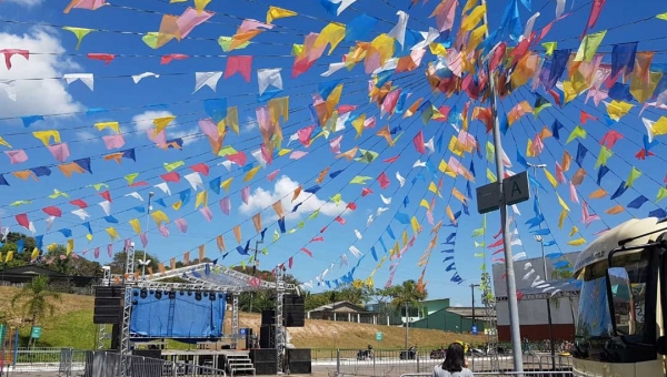 Via Verde Shopping realiza Arraial de Namorados de 12 a 15 de junho no estacionamento