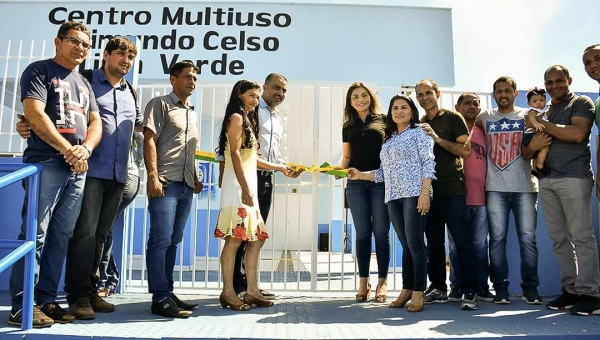 Prefeito Ilderlei Cordeiro inaugura Centro de Multiuso no bairro Telégrafo