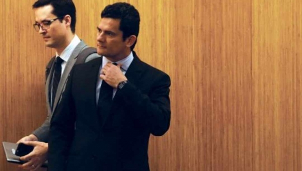 Moro desiste de ir a audiência na Câmara para falar sobre mensagens vazadas