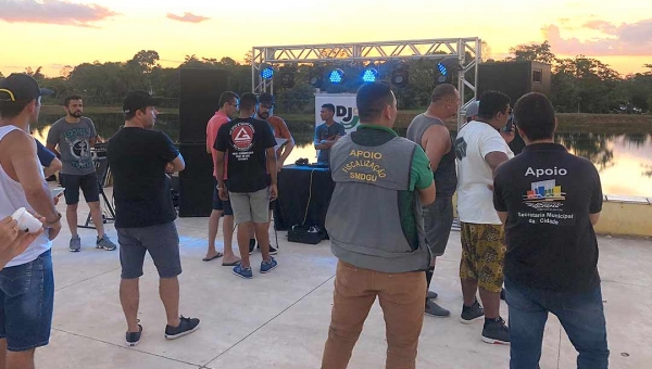 Movimento de música eletrônica faz evento para arrecadar alimentos e Prefeitura tenta impedir