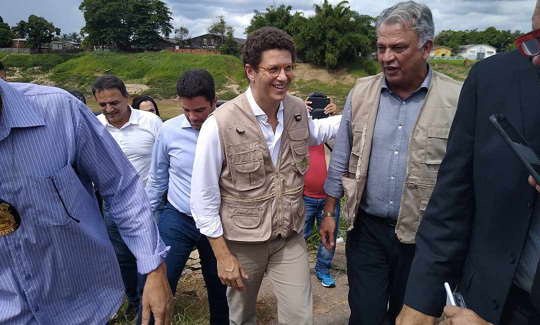 No Acre, ministro do Meio Ambiente de Bolsonaro detona Marina e 20 anos de PT no Estado