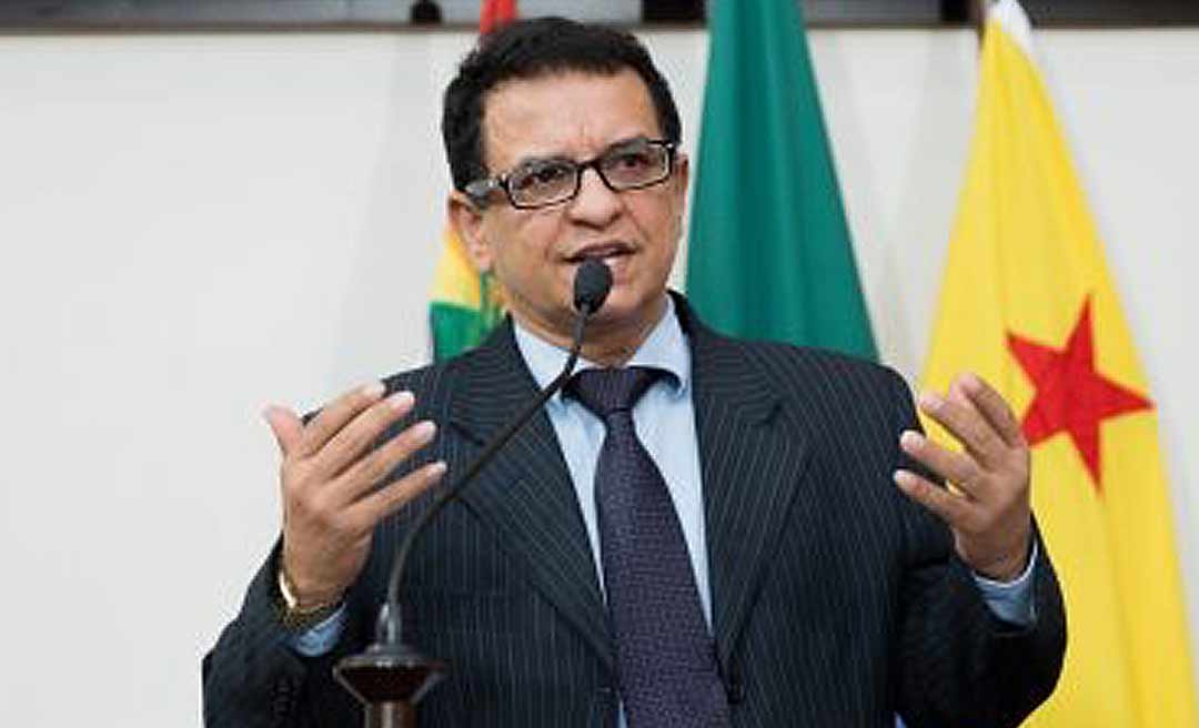 Luiz Gonzaga destaca parceria da Aleac com o Senado Federal e TCE para a realização de curso em Jordão