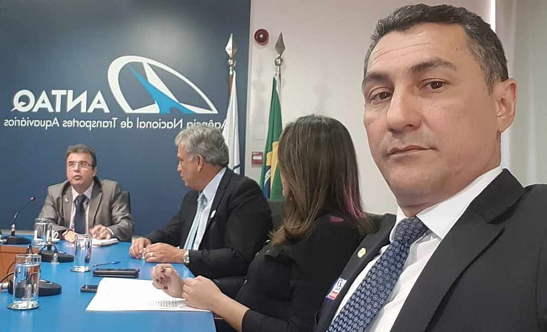 Na ANTAQ, Jesus Sérgio pede normalização do abastecimento de combustível em Porto Walter e Marechal Thaumaturgo