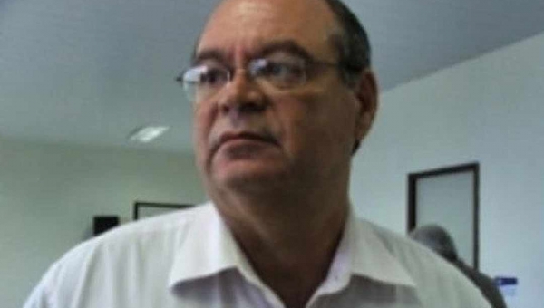 Empresário comete suicídio na frente de governador e do ministro de Minas e Energia