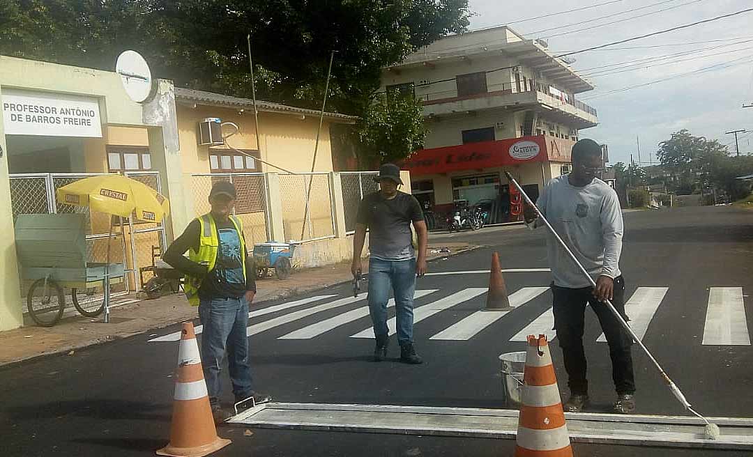 Prefeitura realiza mais uma etapa de revitalização da sinalização de Cruzeiro do Sul