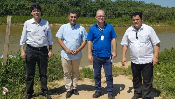 Jesus Sérgio anuncia ampliação da rede elétrica no Ipepaconha, em Tarauacá