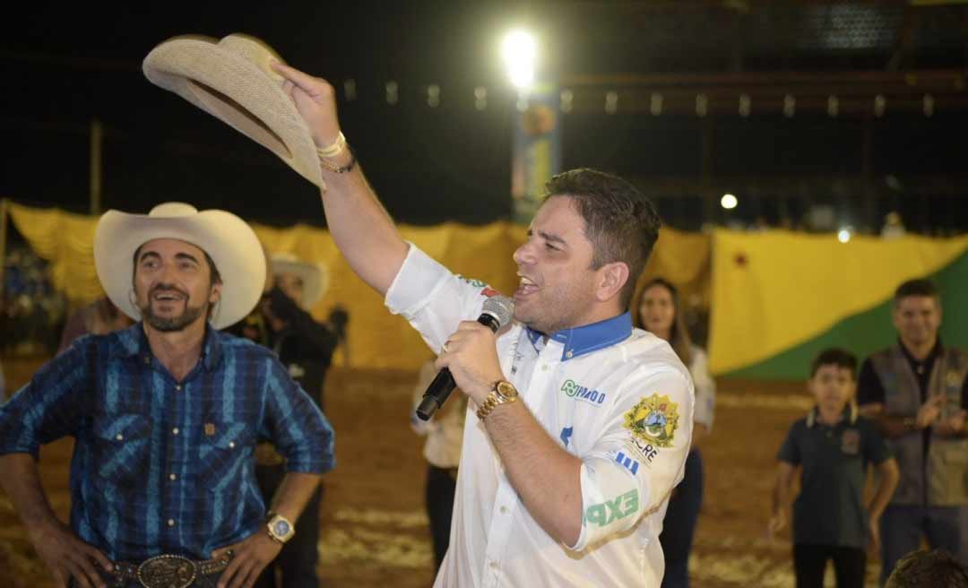 Governador Gladson Cameli faz a abertura oficial do Rodeio da Expoacre 2019