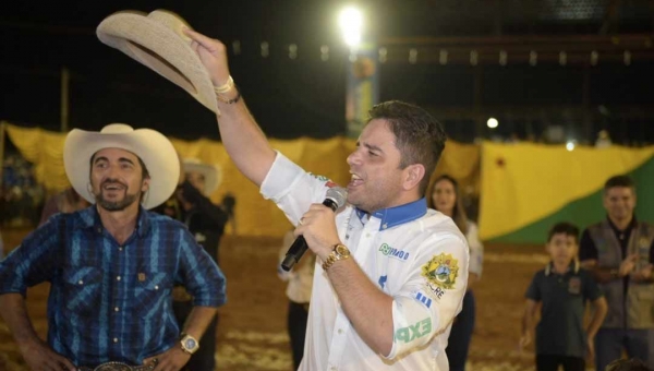 Governador Gladson Cameli faz a abertura oficial do Rodeio da Expoacre 2019