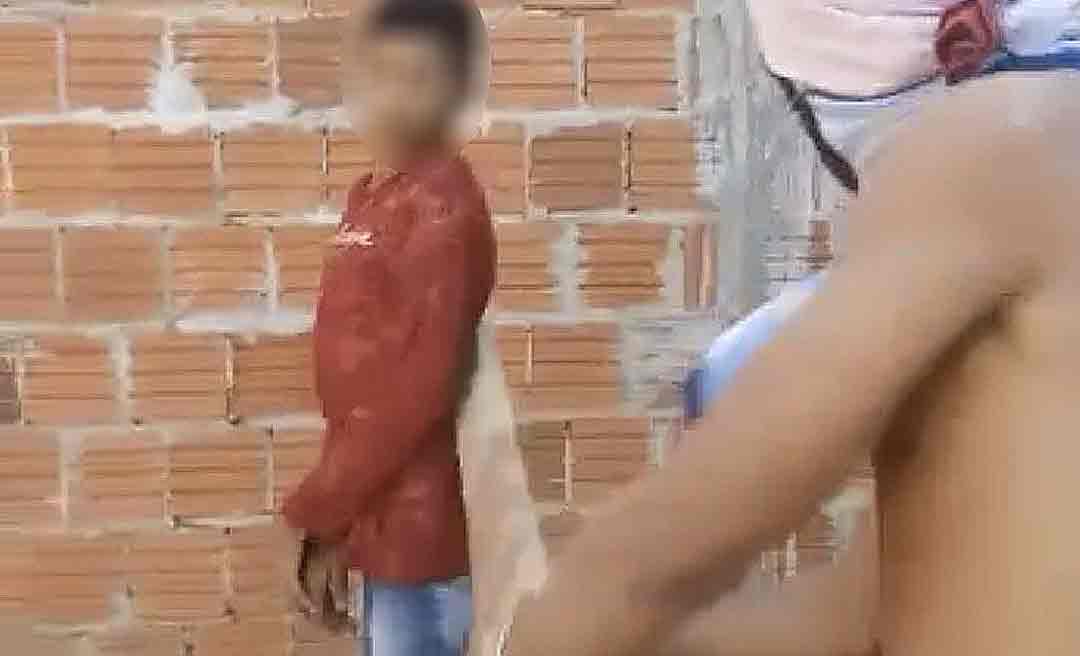 Provável membro de facção apanha de ripa na Cidade do Povo por ter cometido roubo