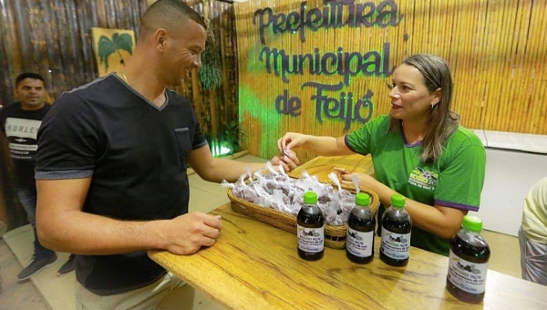 Festival do Açaí é sucesso de público em Feijó