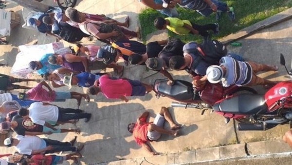 Morador de rua tenta cometer suicídio ao se jogar do mirante do cais em Cruzeiro do Sul