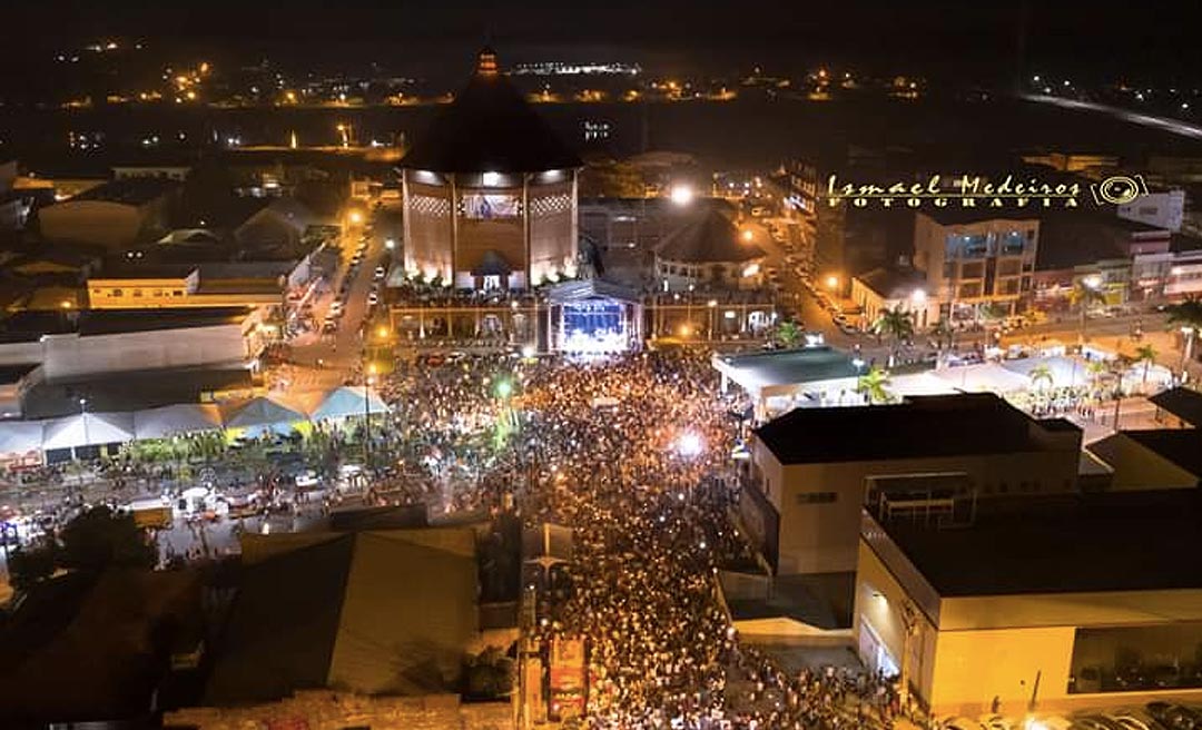 Mais de 40 mil participam da Procissão de Nossa Senhora da Glória em Cruzeiro do Sul