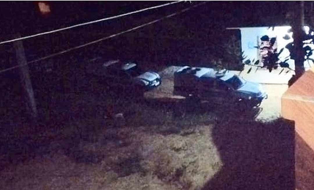 Tiroteio deixa moradores em pânico em bairro de Cruzeiro do Sul na noite desta terça-feira