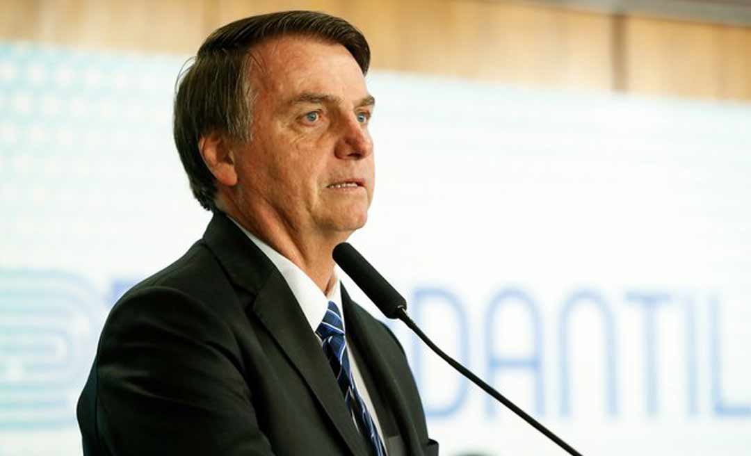 Quarta cirurgia de Bolsonaro dura 2 horas a mais do que a previsão dos médicos