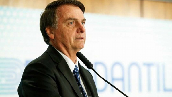 Quarta cirurgia de Bolsonaro dura 2 horas a mais do que a previsão dos médicos