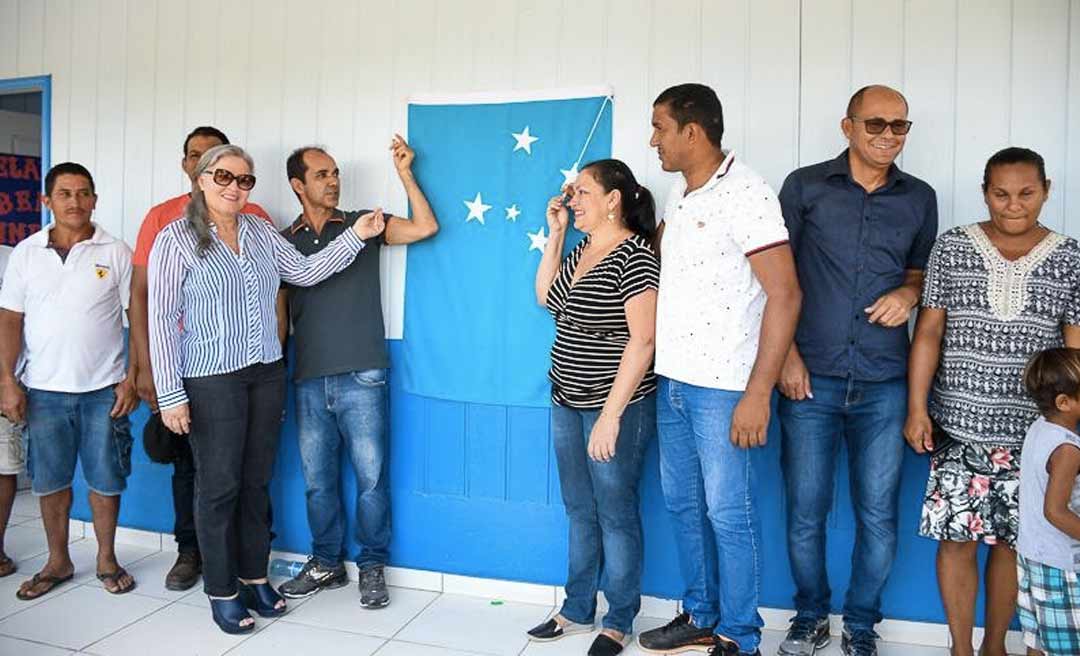 Prefeitura de Cruzeiro do Sul entrega mais uma escola revitalizada na zona rural