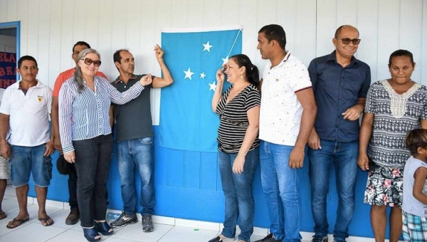 Prefeitura de Cruzeiro do Sul entrega mais uma escola revitalizada na zona rural