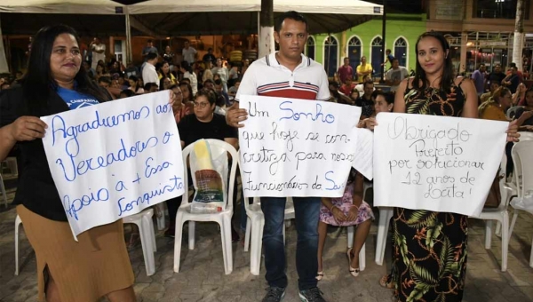 Ilderlei Cordeiro entra para a história e cria PCCR dos servidores da Saúde de Cruzeiro do Sul