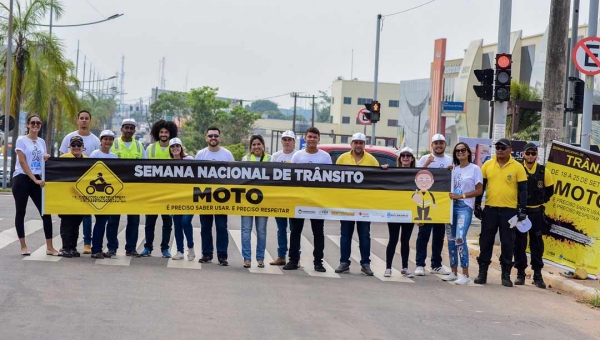 Prefeitura encerra Semana Nacional do Trânsito 2019 com ação educativa no cruzamento da avenida Ceará com rua Omar Sabino