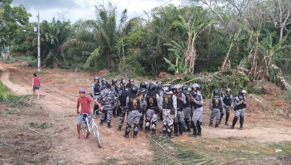 Posseiros são despejados do Ramal do Tufi, no Irineu Serra