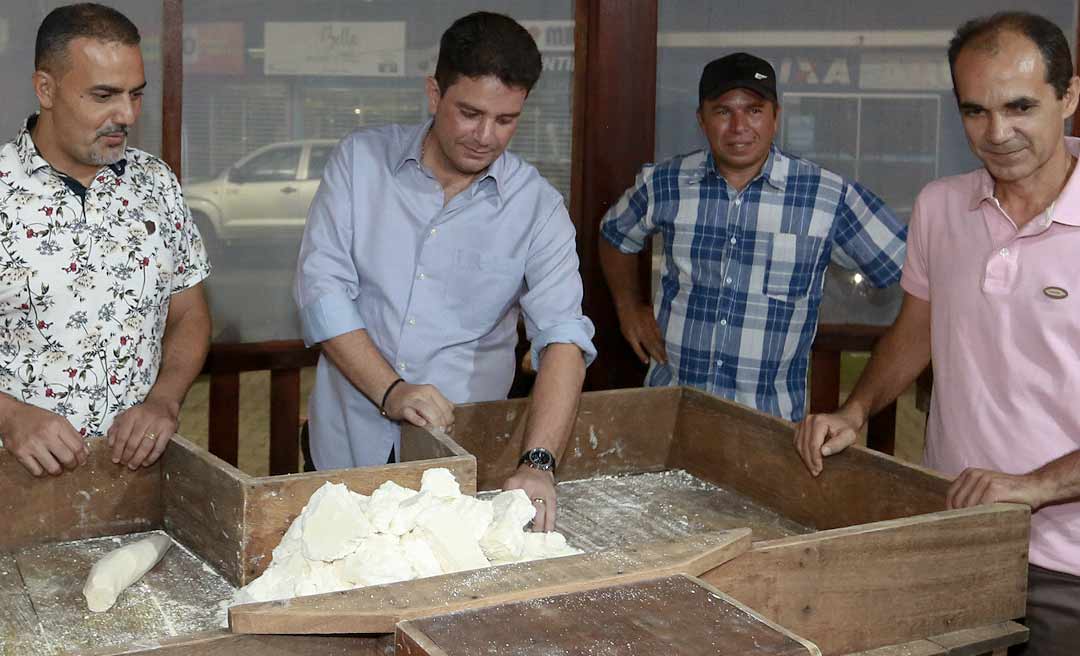 Gladson e Ilderlei selam compromisso para o fortalecimento da cadeia da farinha