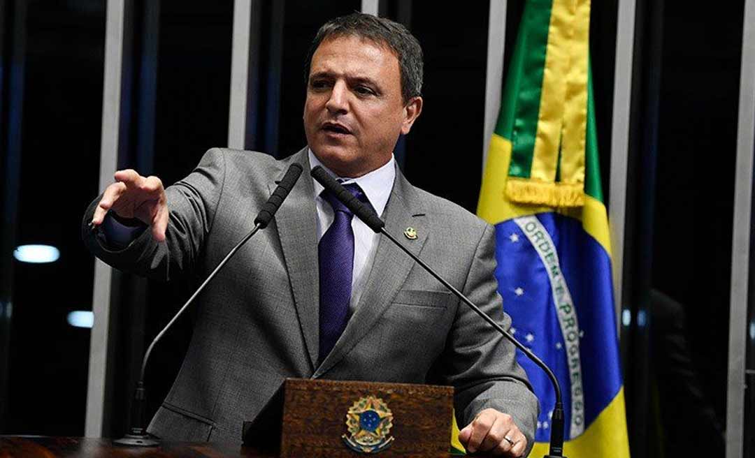 Marcio Bittar considera queimadas na Amazônia um fenômeno natural que acontece todo ano