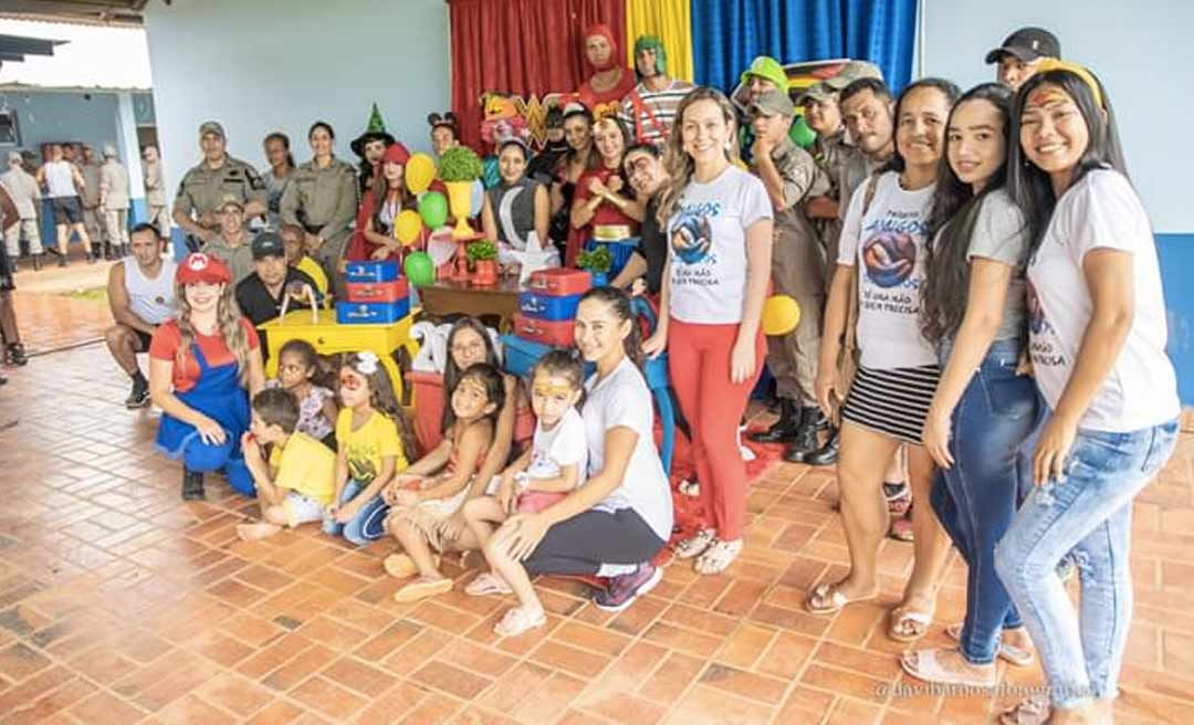 Polícia Militar recebe Projeto Amigos Solidários e promove manhã de diversão para crianças carentes