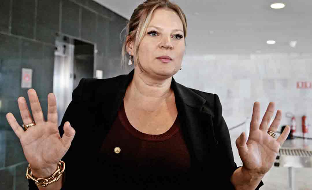 Bolsonaro tira Joice Hasselmann da liderança do governo