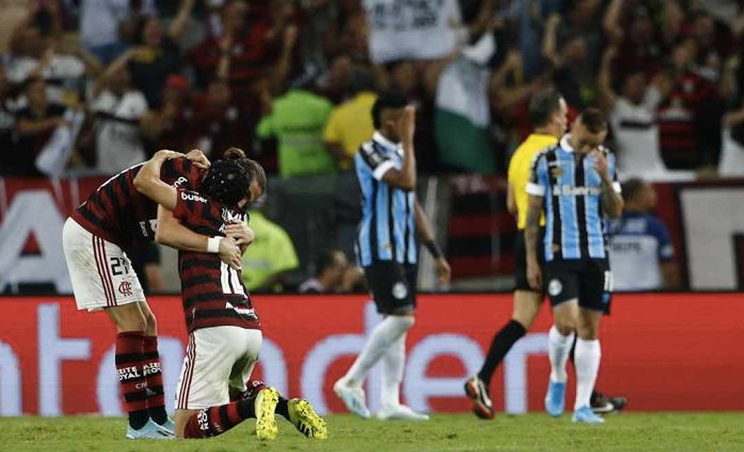 Grêmio dá vexame, leva goleada do Flamengo e está fora da Libertadores