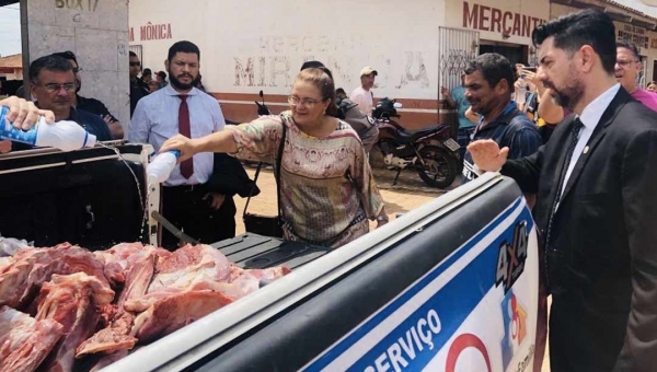 MPAC e Vigilância Sanitária apreendem cerca de 250 quilos de carne clandestina em Sena Madureira