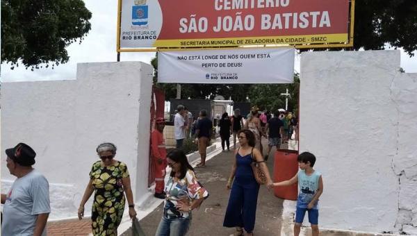 Cemitérios de Rio Branco vão receber mais de 70 mil visitantes até o final do dia deste sábado