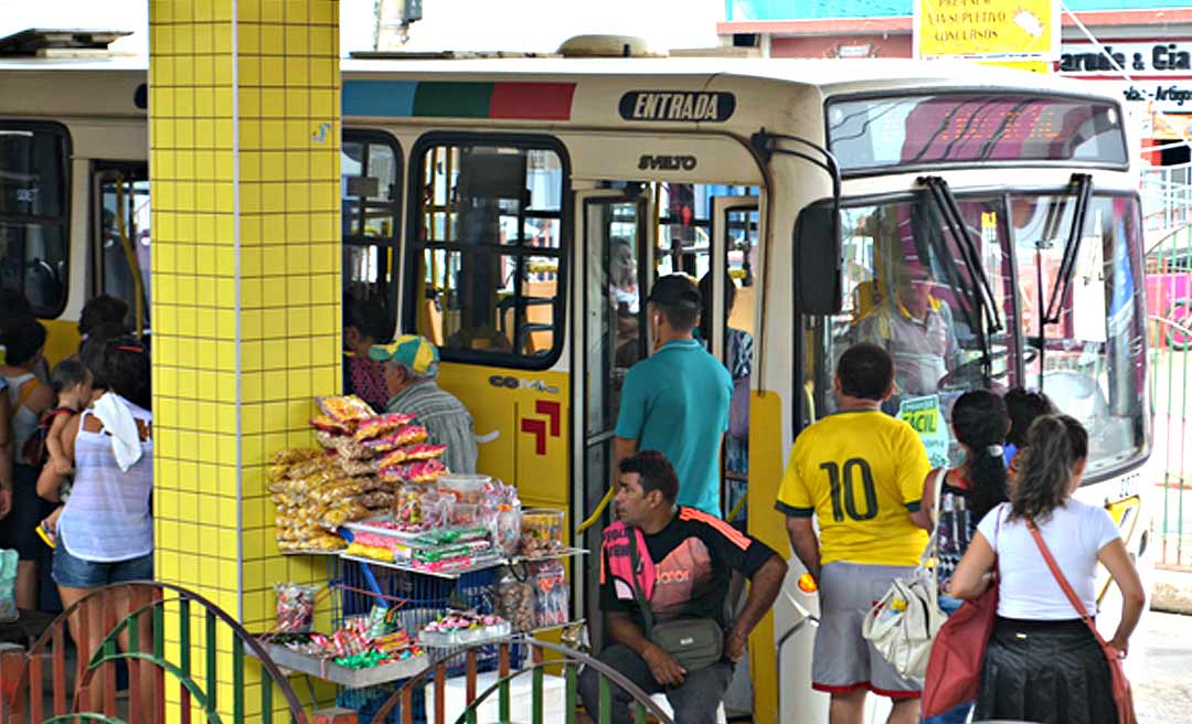 Transporte coletivo de Rio Branco tem reforço no Dia de Finados