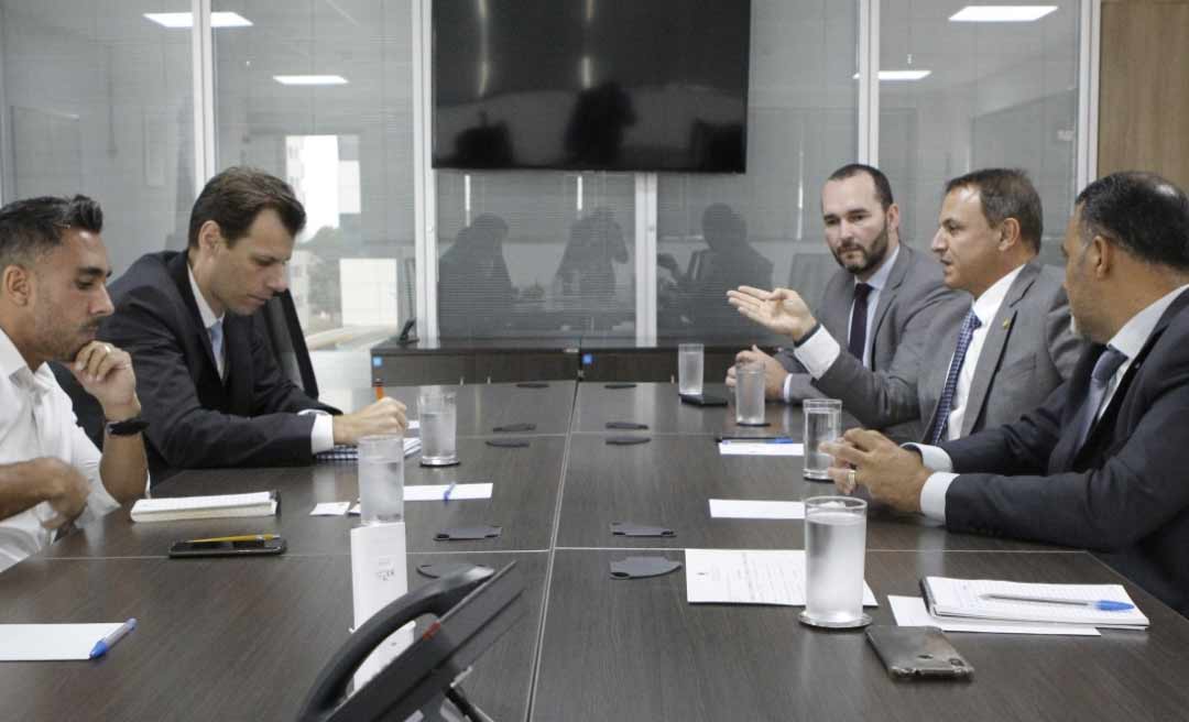 Bittar e Ilderlei se mobilizam pela ‘internacionalização’ do aeroporto de Cruzeiro do Sul 