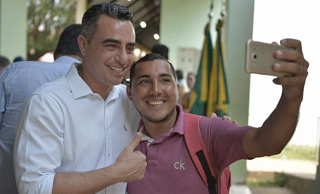 Ministério Público do Acre inocenta André Maia em processo que investiga sumiço de trator