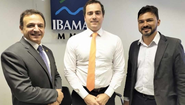 Bittar e presidente do Ibama tratam sobre licenças ambientais para rodovia Acre-Pucalpa