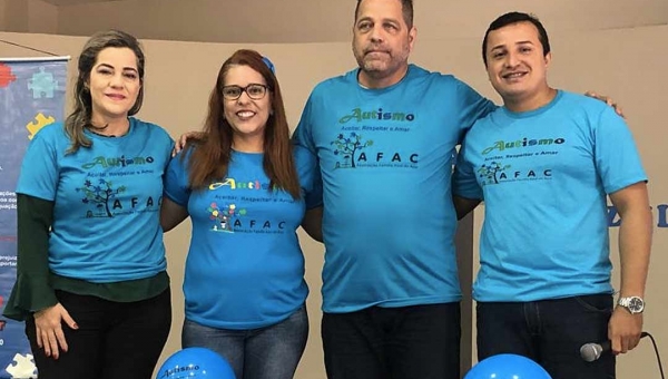 Mara Rocha recebe agradecimentos da família azul por destinação de emenda