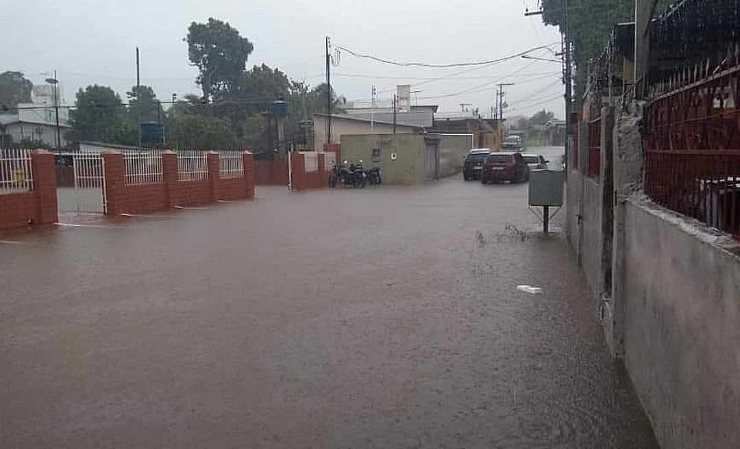 Choveu 128 milímetros em Rio Branco na sexta-feira, informa o Corpo de Bombeiros